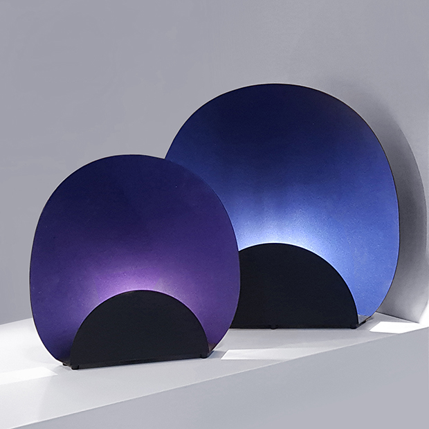 Chape&Mache - Flame et Luce Lampe à poser bleur et violet